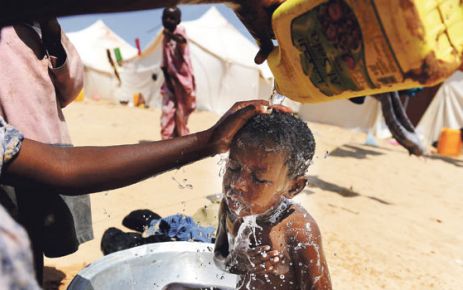 Somali'de mutluluk bir yudum suyla geliyor