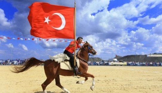 Sultangazi'de 6'ncı Geleneksel Atlı Cirit Müsabakaları Başlıyor