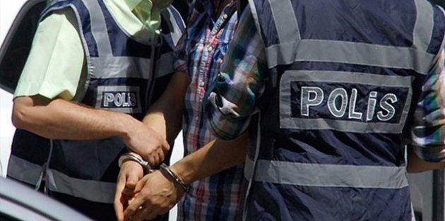 Sultangazi’de kahvehaneyi tarayanlar tutuklandı