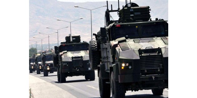 Tunceli'de askeri araca bombalı saldırı: 3 şehit
