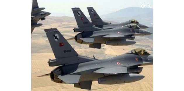 Türk jetleri K.Irak'ta PKK'yı bombaladı