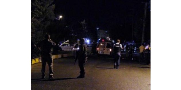 Uzun Namlulu Silahlarla Polise Saldırı Düzenlendi