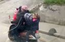 Gaziosmanpaşa'da motosiklet üstünde tehlikeli...