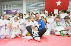 Gaziosmanpaşa'da Geleceğin Şampiyonları Kuşak Yükseltti