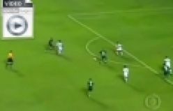 Fenerbahçe'nin Brezilyalı yıldızı Alex De Souza kariyerinin en güzel golü olarak Sao Paulo'ya attığı golü gösterdi...