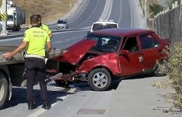 Sultangazi'de  otomobilden fırlayan sürücü ağır yaralandı