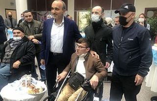 Arnavutköy Belediyesi yaklaşık yüz engelli vatandaşa...