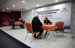 Gaziosmanpaşa'da istihdama tam destek sürüyor