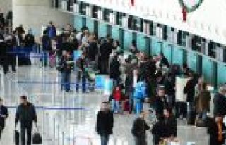 Antalya Havalimanı'nda yolcu rekoru