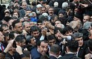Bursa'da Ahmedinejad izdihamı!