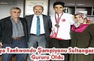 Dünya Taekwondo Şampiyonu Sultangazi’nın Gururu...