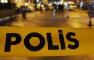 Gaziosmapaşa'da Olaylı Gece: 1'i Polis 2 Yaralı