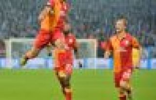 Hamit Altıntop Schalke'ye attığı gol Twitter geyikleri...