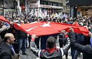 HDP yürüyüşe geçti! Trabzon karıştı