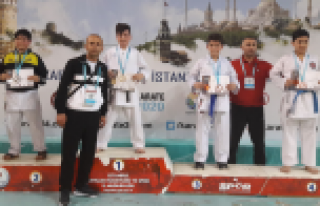 İstanbul İller Arası Karate Şampiyonasında Gaziosmanpaşa...