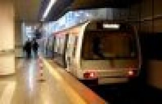 İstanbul'da metro ve tramvay sefer saatleri uzatıldı