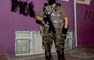 İstanbul'da polise EYP atıldı