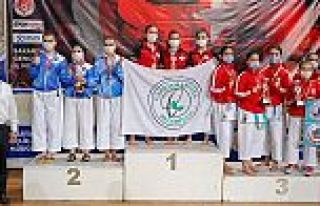 Karatede Türkiye 3.'lüğü Gaziosmanpaşa’nın