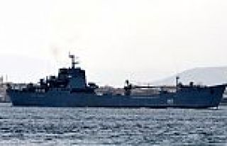 Rus savaş gemisi Suriye'ye doğru yola çıktı!