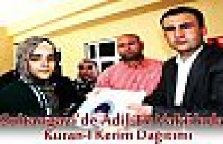 Sultangazi'de Adil-Ev Vakfı'ndan Kuran-I Kerim Dağıtımı