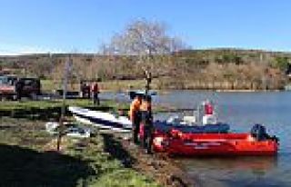 Terkos Gölü'nde tekne faciası: 1 ölü 2 kişi...