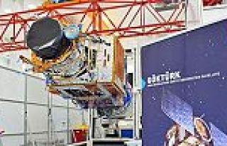 Türkiye ilk uydu merkezi için gün sayıyor