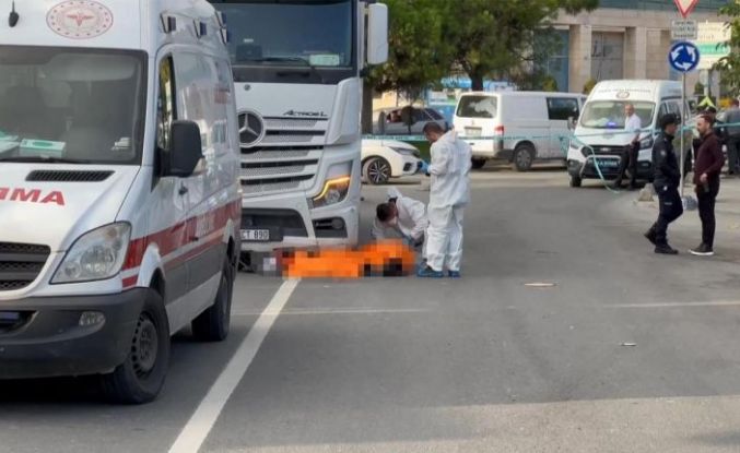 Arnavutköy'de kamyonun altında kalan kadın öldü
